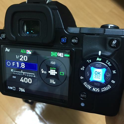 愛用している一眼レフカメラを紹介【PENTAX K-S1】 | yoshi's blog